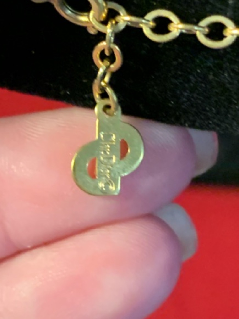 Dior Gold Circular Logo Pendant Necklace - Picture 5 of 8